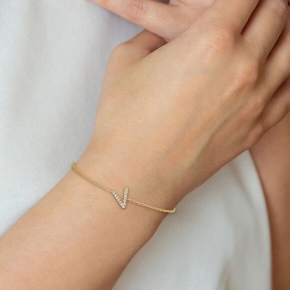 14k Yellow Gold Diamond Sideways Letter V w/ 1in ext. Bracelet